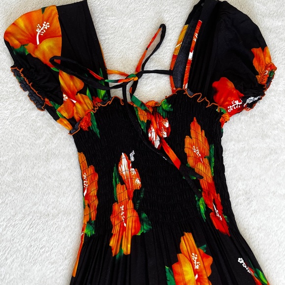 Women Maxi Dress Tropical Floral Smocked Black Orange Rayon OS - Picture 4 of 10